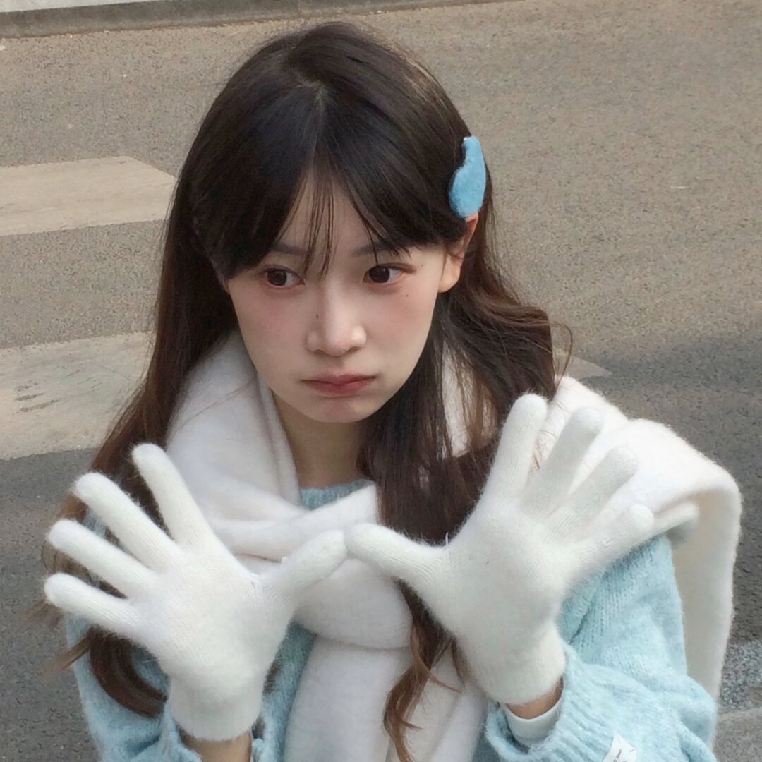 《某女星被曝学历造假，母校官网查无此人》配图